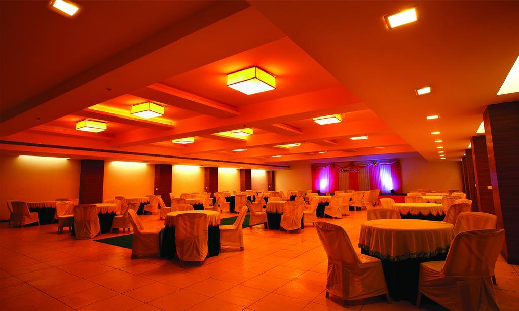 Hotel Sterling V Grand Madurai Extérieur photo