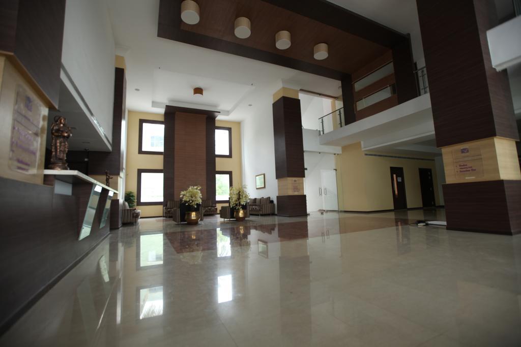 Hotel Sterling V Grand Madurai Extérieur photo