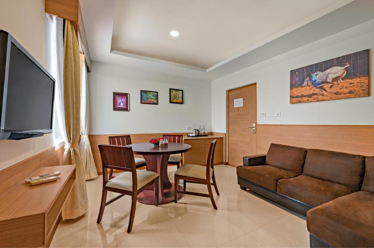 Hotel Sterling V Grand Madurai Extérieur photo