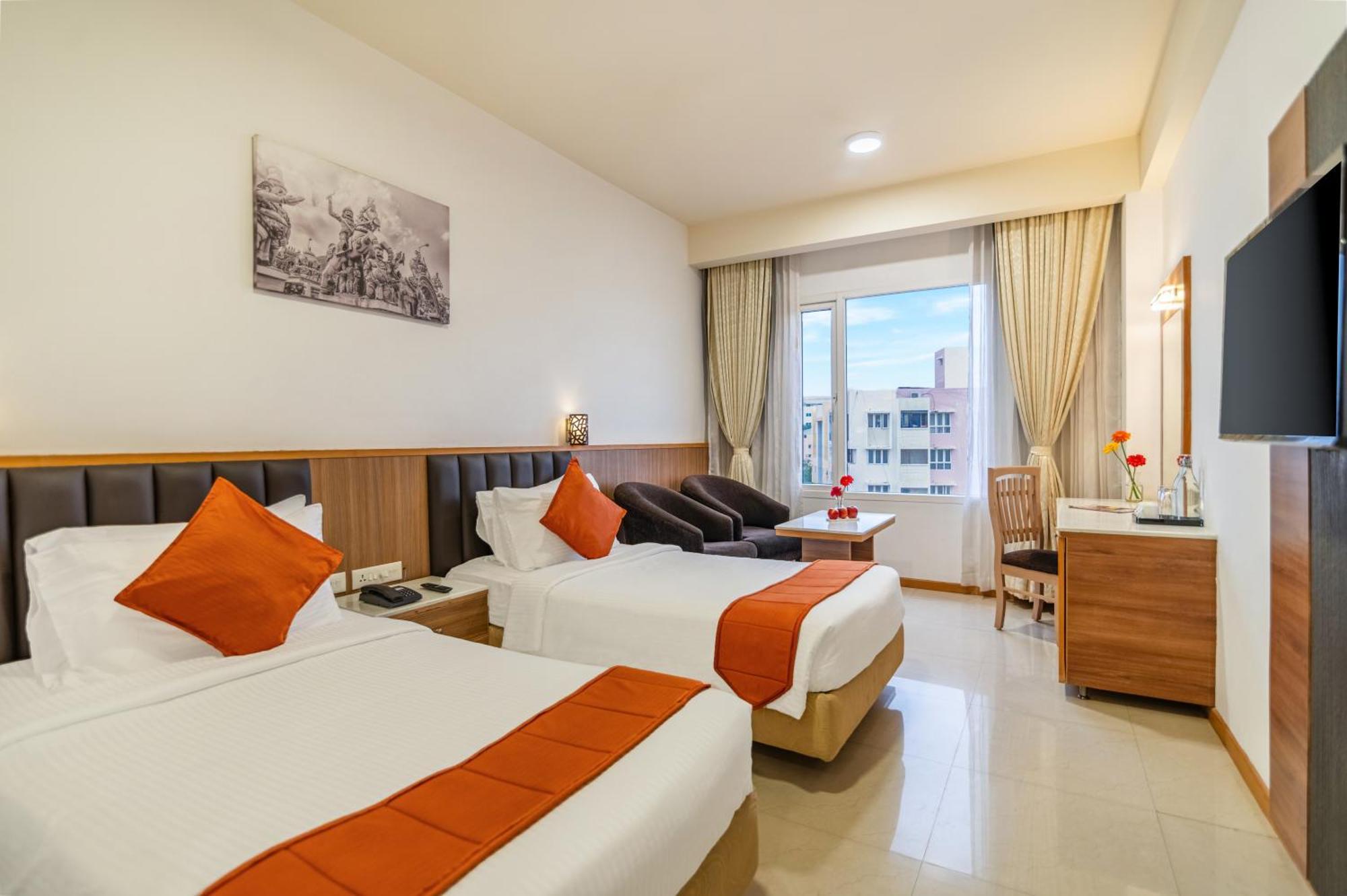 Hotel Sterling V Grand Madurai Extérieur photo