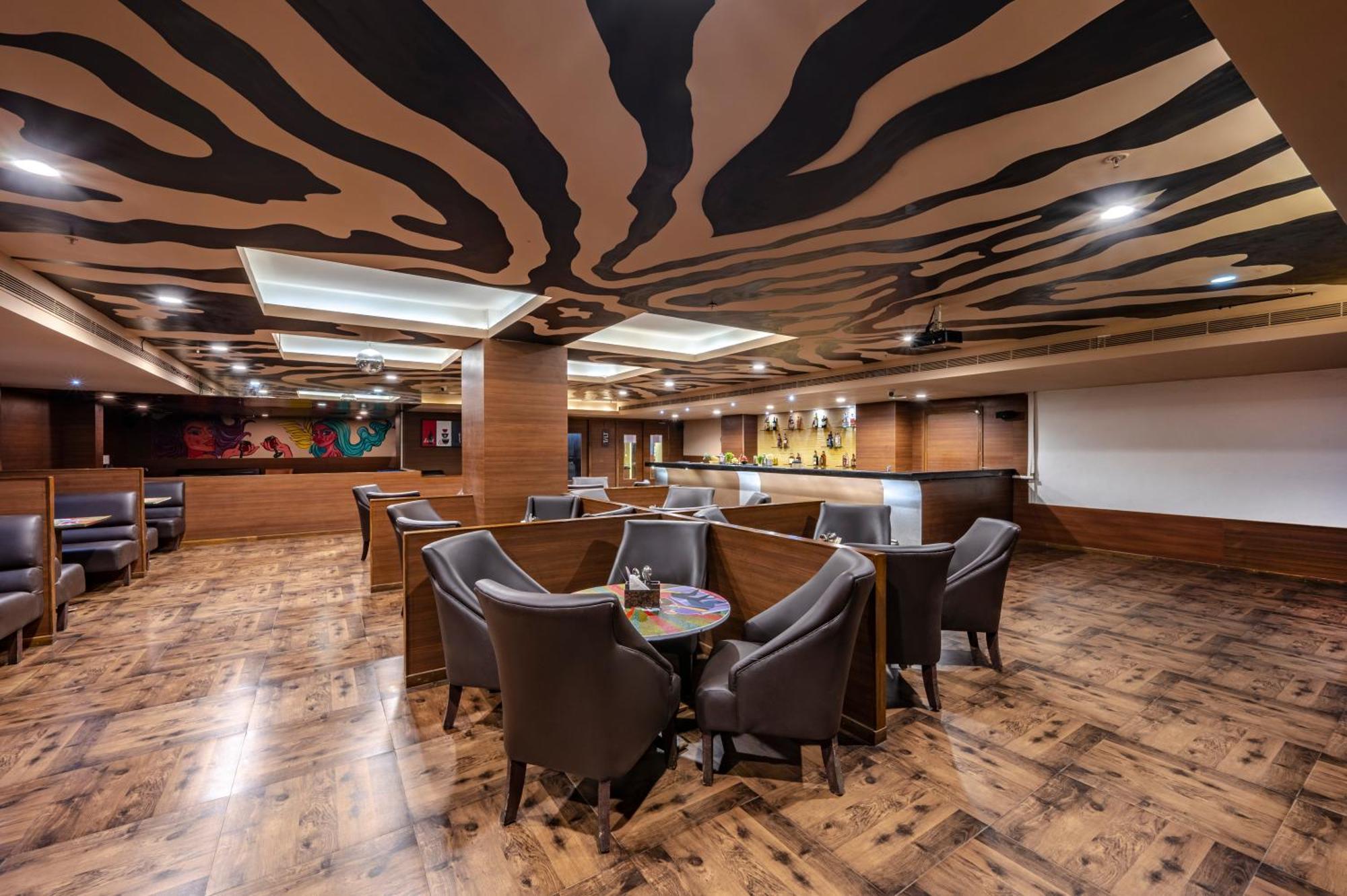 Hotel Sterling V Grand Madurai Extérieur photo